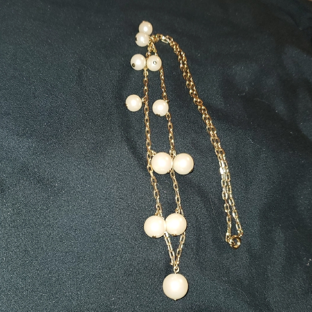 Gold Tone Pearl Station Necklace Cream Bead Dangle Necklace - Picture 5 of 5